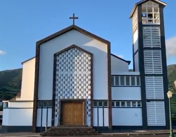 Restauro azulejos em locais de culto