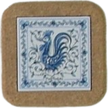 Azulejo com cortiça (sem corda) decorado Galo de Águeda azul 7.5x7.5cm