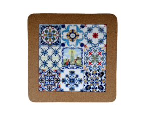 Azulejo decorado multi-padrão 15x15 cm com base de cortiça motivo Nossa Senhora de Fátima