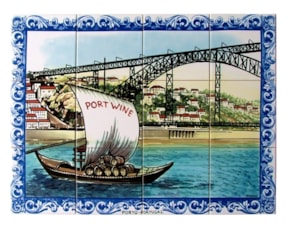 Painel decorado Ponte do Porto