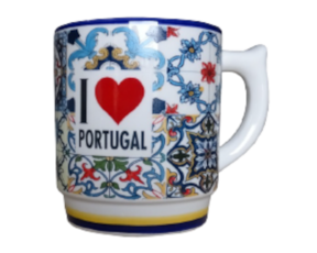 Caneca decorada em faiança motivo I love Portugal