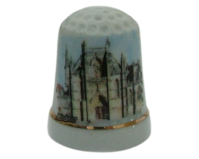 Dedal em porcelana decorado motivo Mosteiro da Batalha