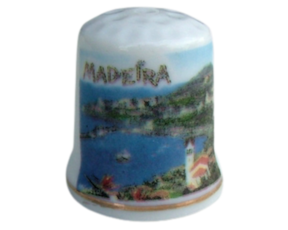 Dedal em porcelana decorado motivo Ilha da Madeira