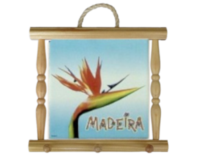 Suporte de panos em madeira natural com azulejo decorado 10x10 cm motivo estrelícia