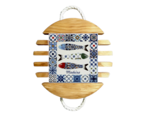 Base de tacho em madeira natural com azulejo decorado 10x10 cm motivo sardinhas