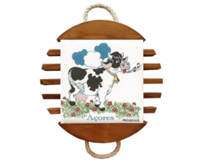 Base de tacho em madeira envernizada com azulejo decorado 15x15 cm motivo vaquinha
