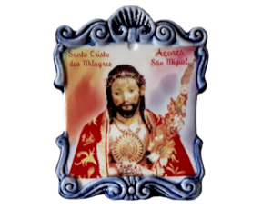 Placa quadrada com pé decorada em faiança motivo Santo Cristo