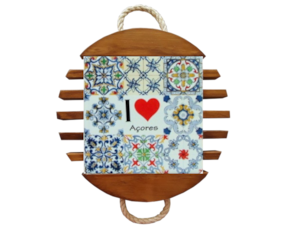 Base de tacho em madeira envernizada com azulejo decorado 10x10 cm multi-padrão I love Açores