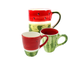 Caneca  em faiança pintada á mão decoração melancia