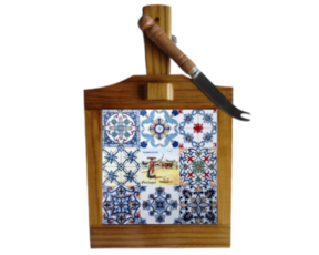 Tábua de queijo em madeira envernizada com azulejo decorado 10*10 cm multi-padrão arte xávega