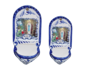 Fonte oval em faiança decorada motivo Nossa Senhora de Lourdes 