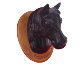 Cavalo decorativo de parede em faiança pintado à mão